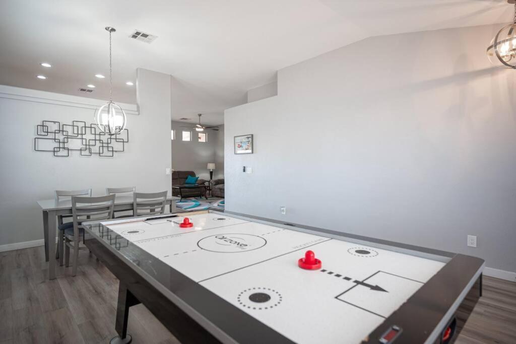Gorgeous Las Vegas Home With Rv Parking Bagian luar foto